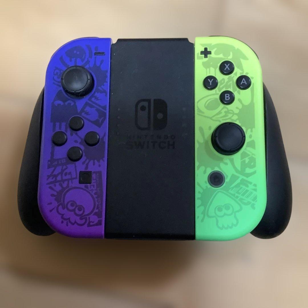 ニンテンドー Switch (コントローラー２個＆ モンハン プロコン 付き)