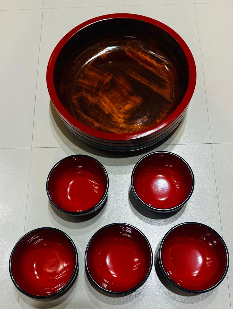 【新品未使用】讃岐彫 香川の漆器『独楽塗（こまぬり）の栞』 鉢1個 椀5個セット