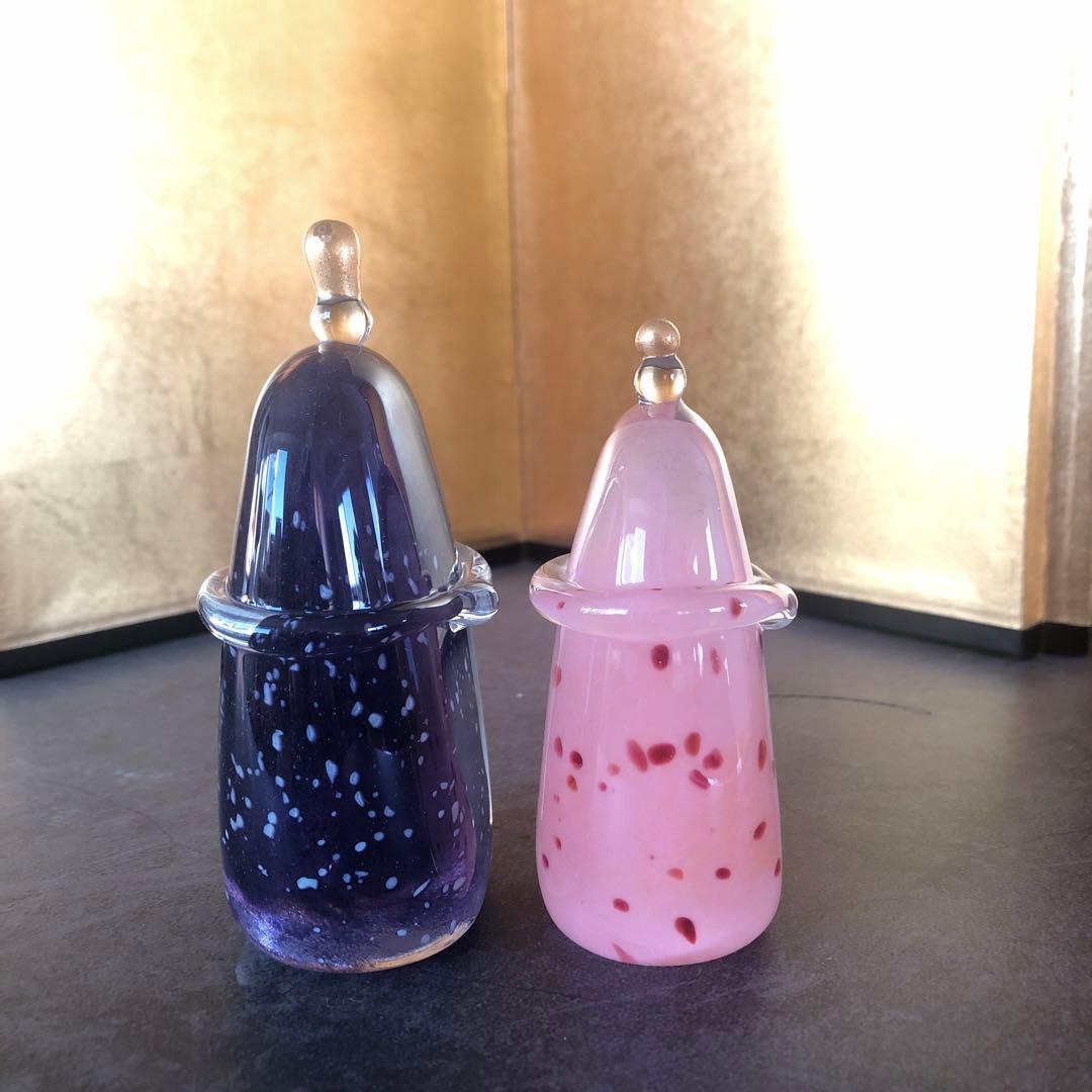 ⑨おひなさま　ガラスのお雛様　紫とピンク