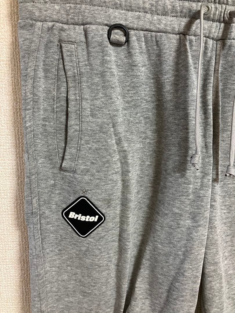 大人気FCRB×NIKE コラボ　グレー フルジップジャージ