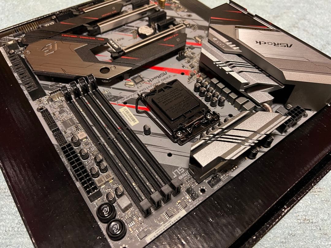 ASRock Z390 Phantom Gaming 7 マザーボード