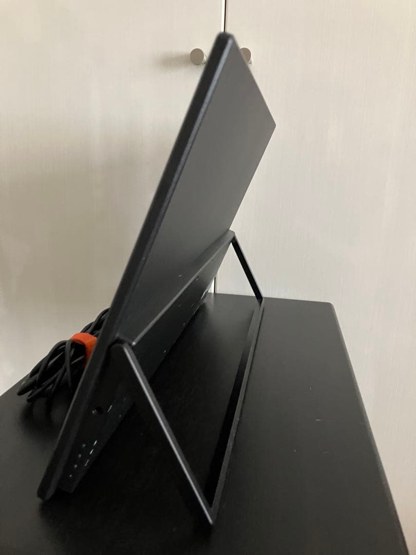 モバイルモニター 18.5インチ InnoView