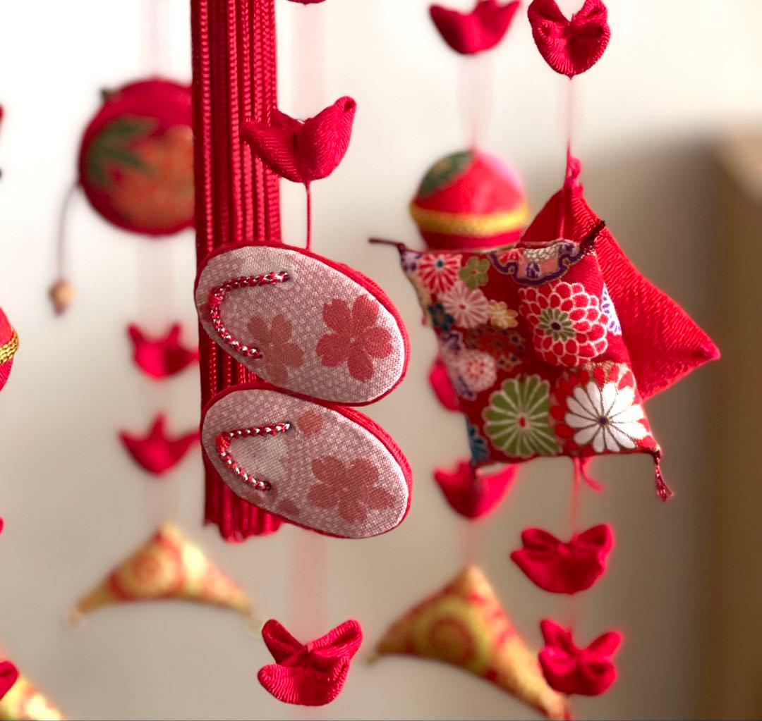 鞠と猫ちゃんの吊るし雛(三人官女付き)