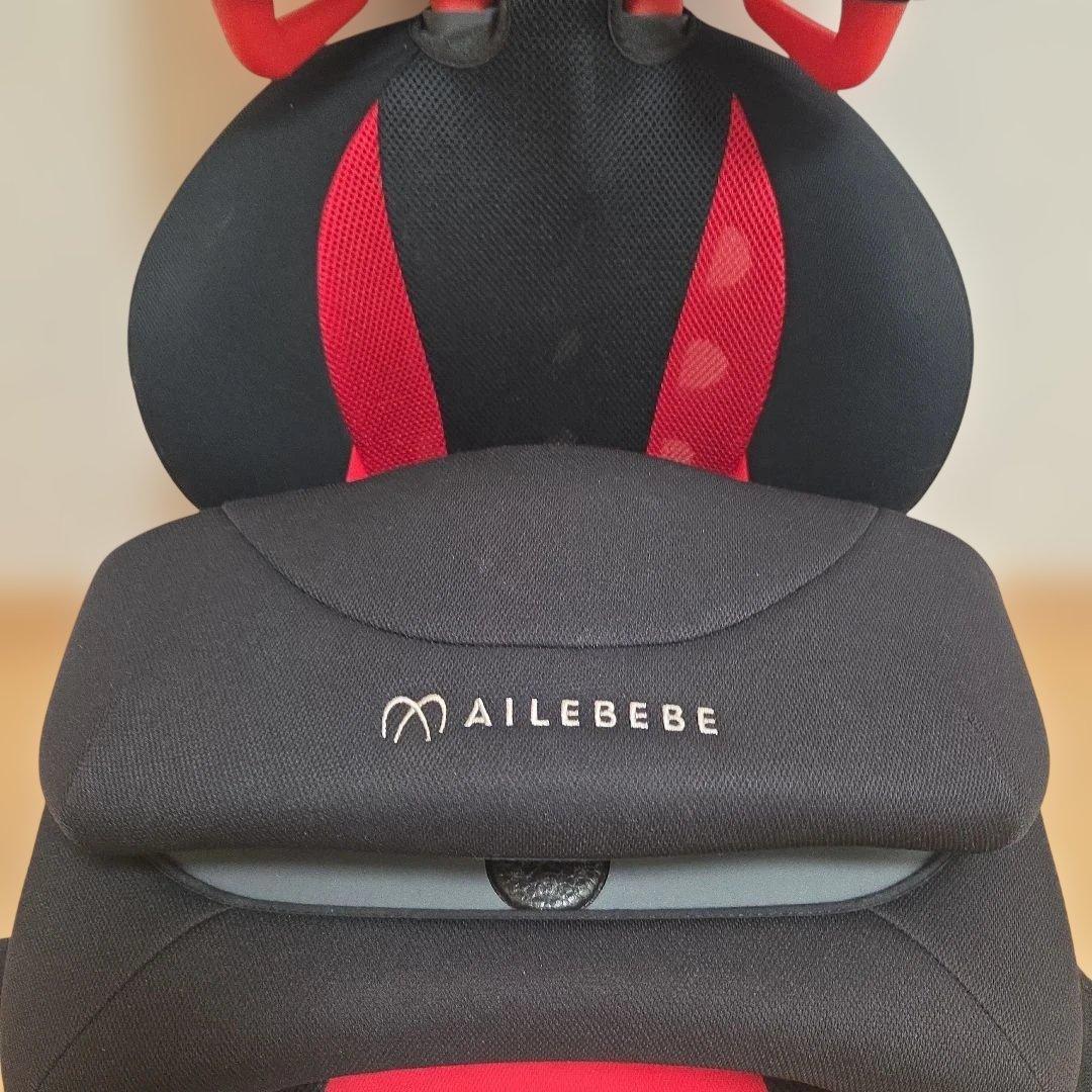 エールベベ　チャイルドシート　黒赤ブラックジュニアシート