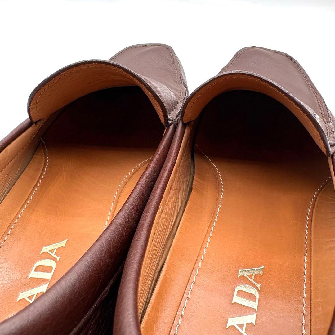 美品✨ PRADA 銀ロゴ ドライビング　ローファー 【7】 茶 シボ