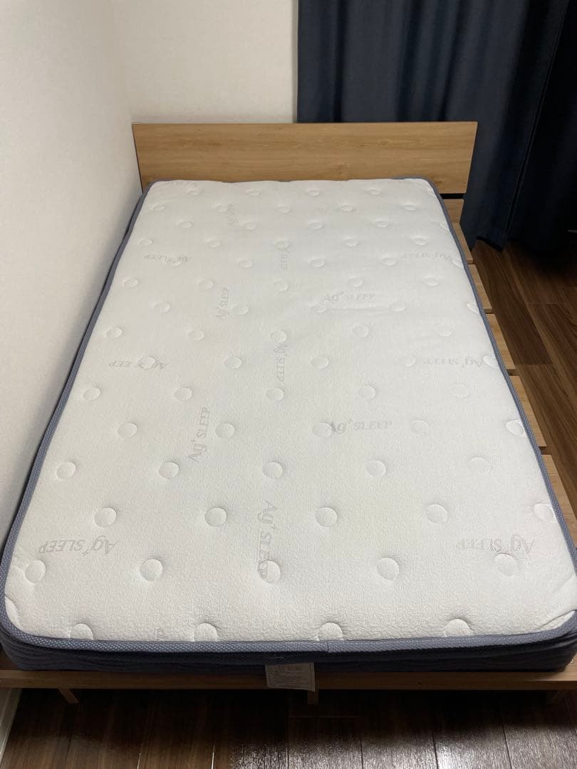 LOWYA ベッドフレーム（セミダブル）、マットレスセット