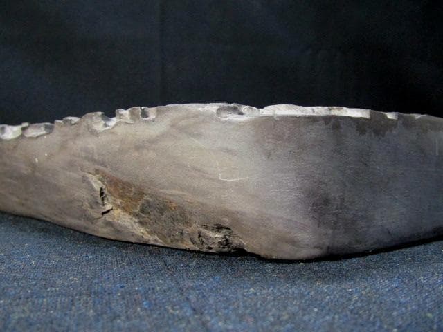 ☆硯　中国古玩　端渓硯　裏に銘有　花に飛鶴図　重さ5,6㎏☆