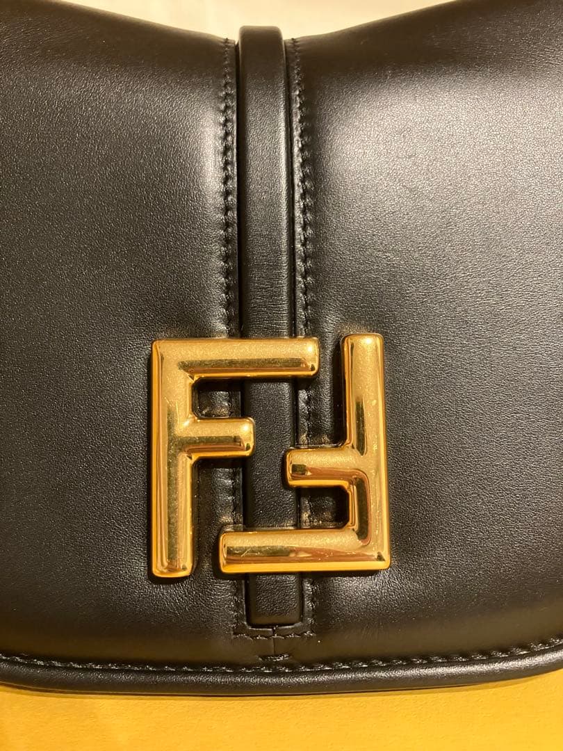 FENDI カモンスモール　ブラック