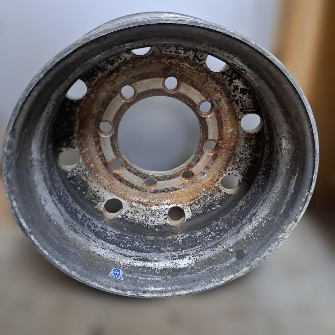 トラック　アルミホイール　22.5×8.25