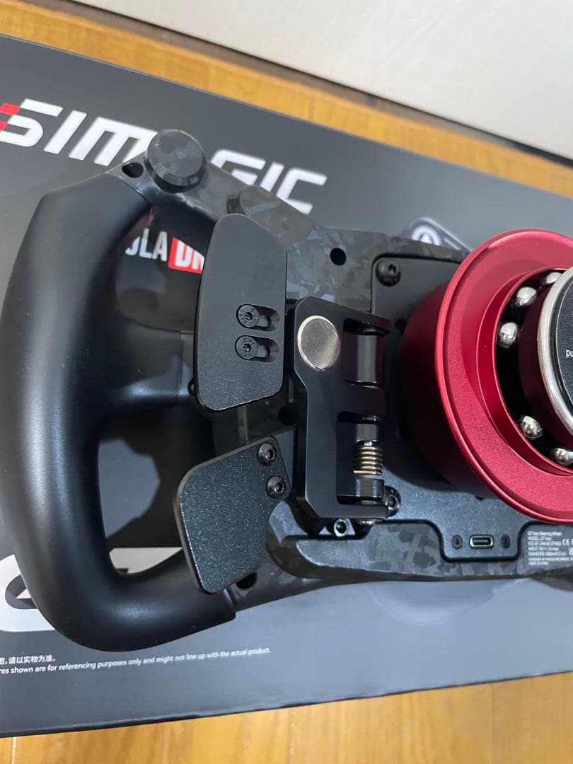 Simagic GT Neo フォーミュラー/GT ステアリング