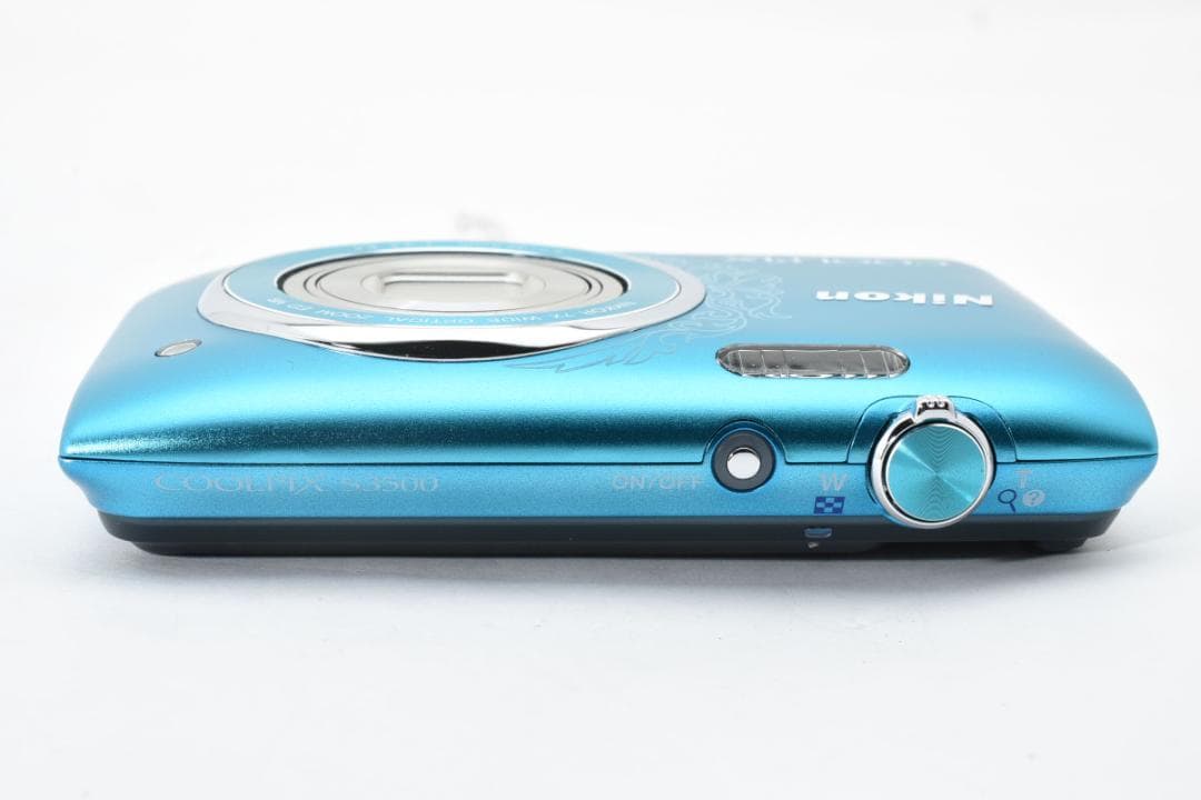 【お値下げ歓迎・ 美品 】ニコン　Nikon COOLPIX S3500 ブルー