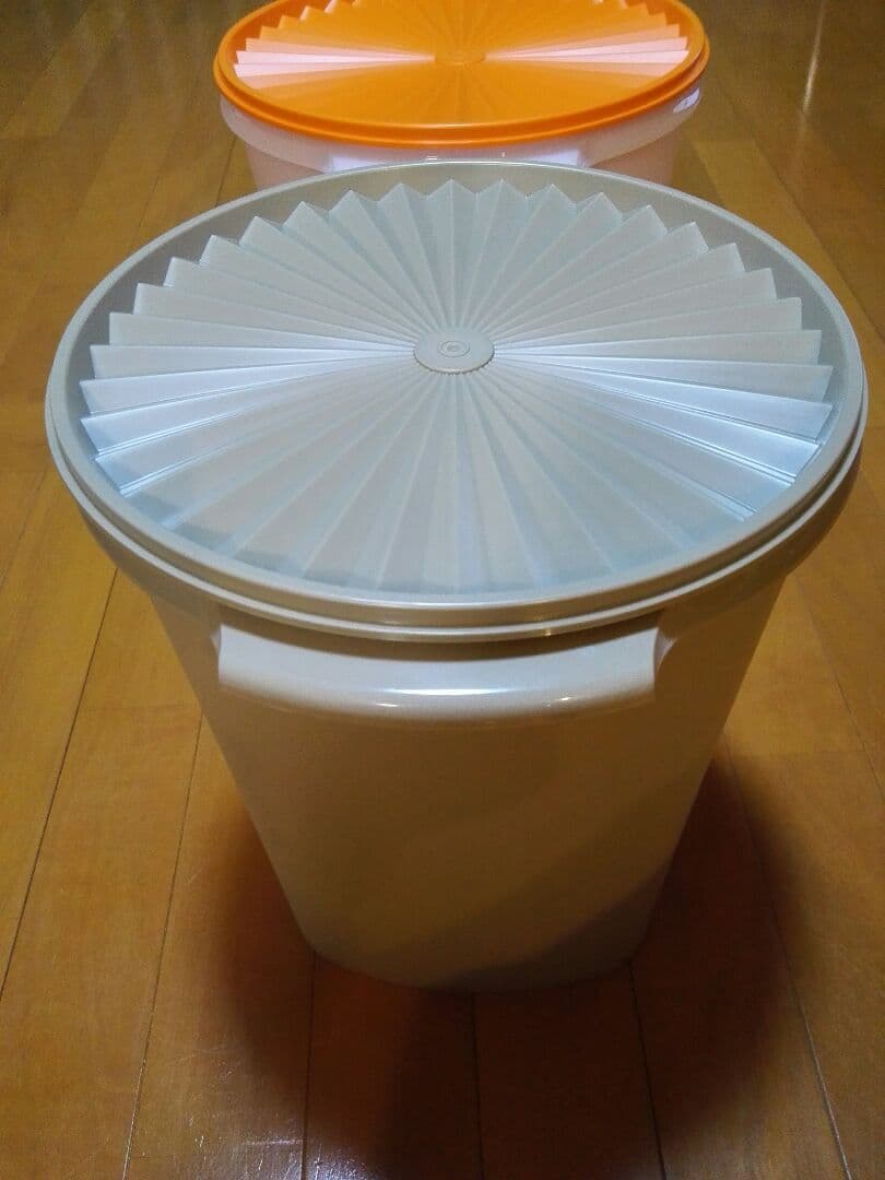 タッパーウェア　マキシクイーンデコレーター　2セット