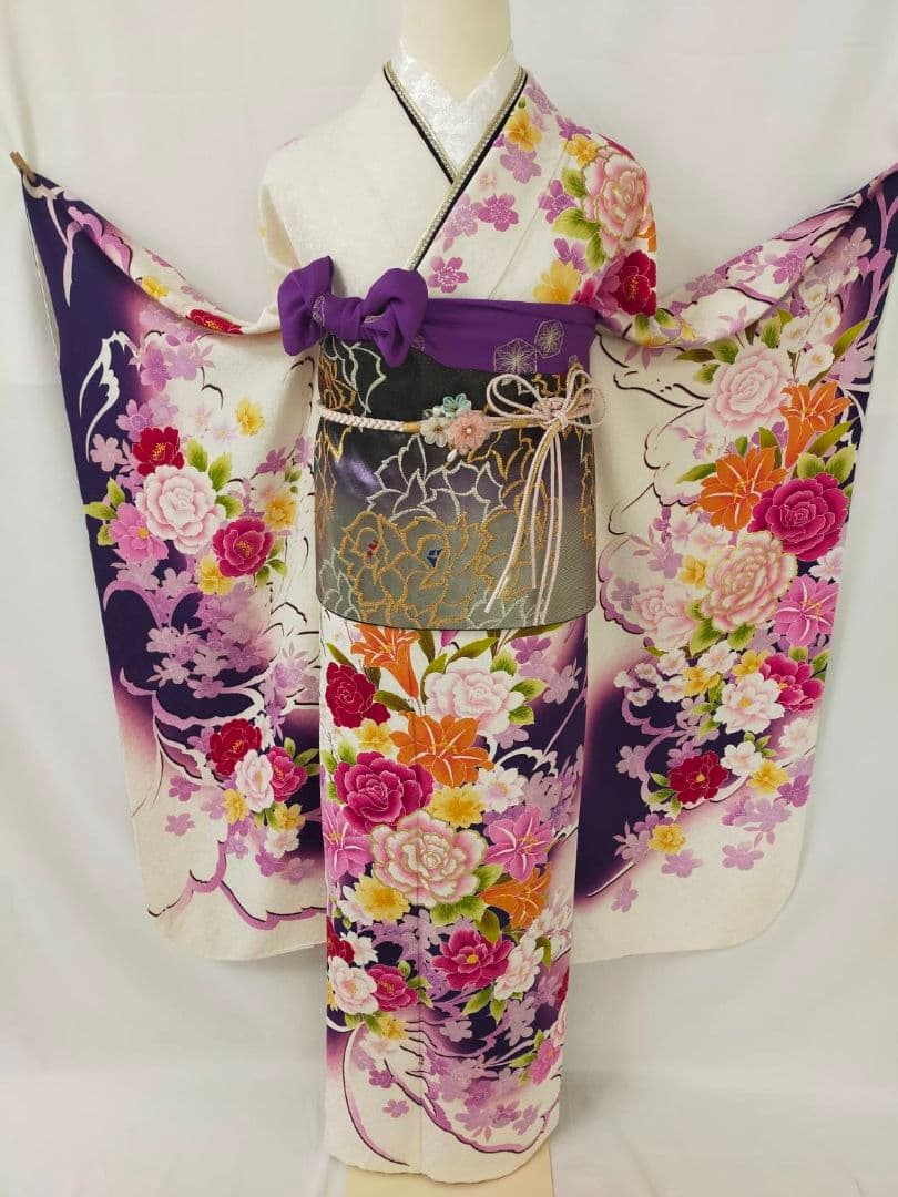 売約済み【WA-Modern】★★正絹　振袖　3点セット(振袖袋帯長襦袢)★★