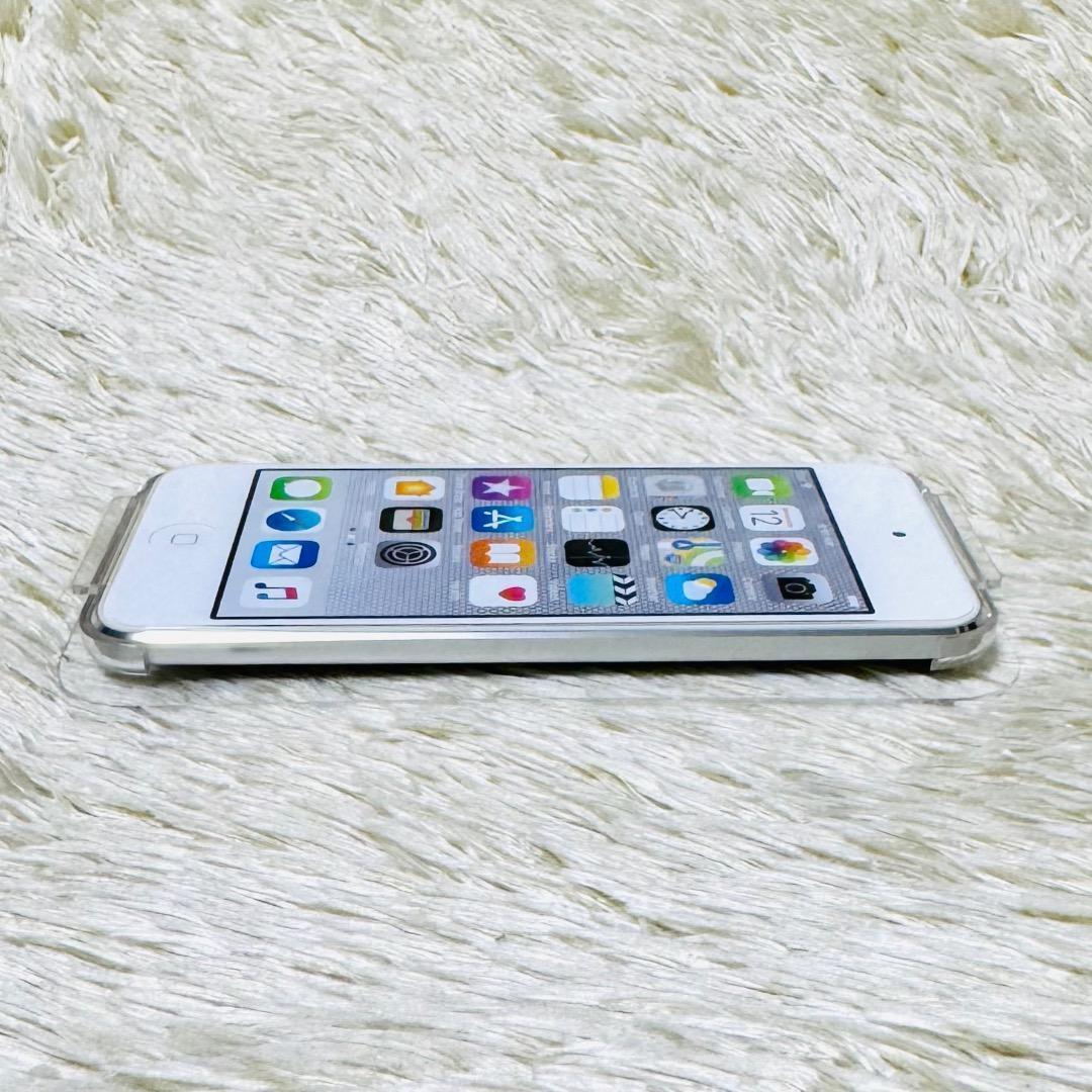 【未使用】 Apple iPod touch 32GB silver 第6世代