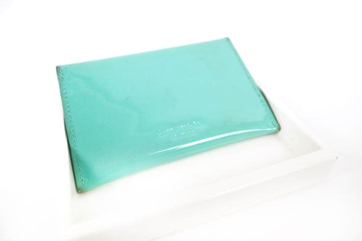 TIFFANY＆Co　ティファニー　名刺入れ　カード入れ　エナメルレザー　箱付き