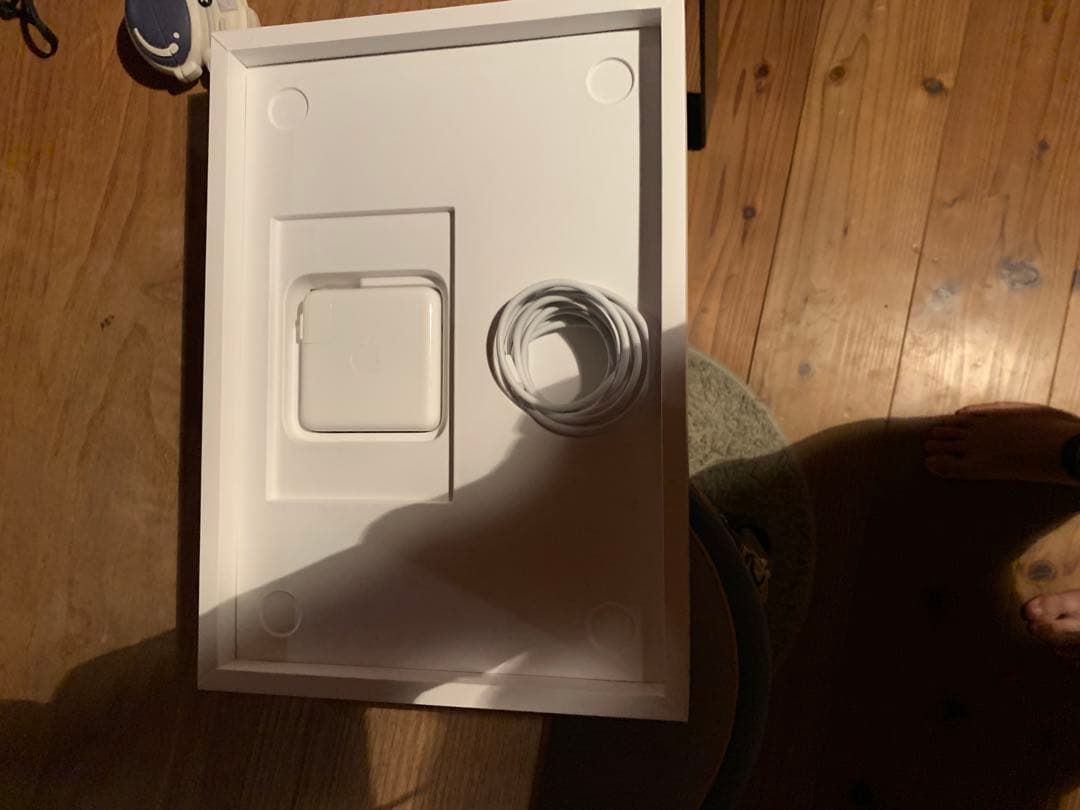 MacBook本体 MacBookPro M2 8G/256G