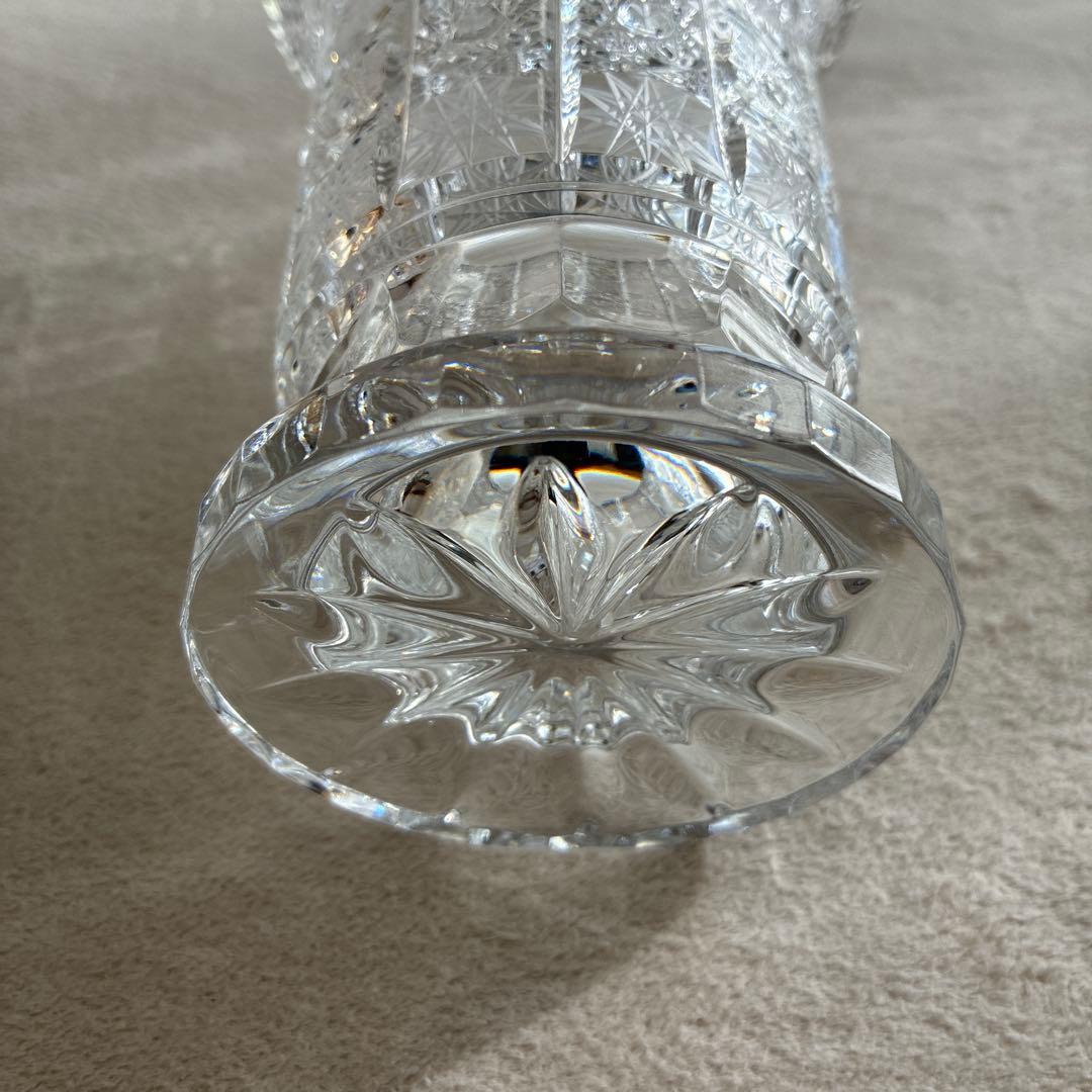 新品未使用ボヘミアクリスタル花瓶 20cm