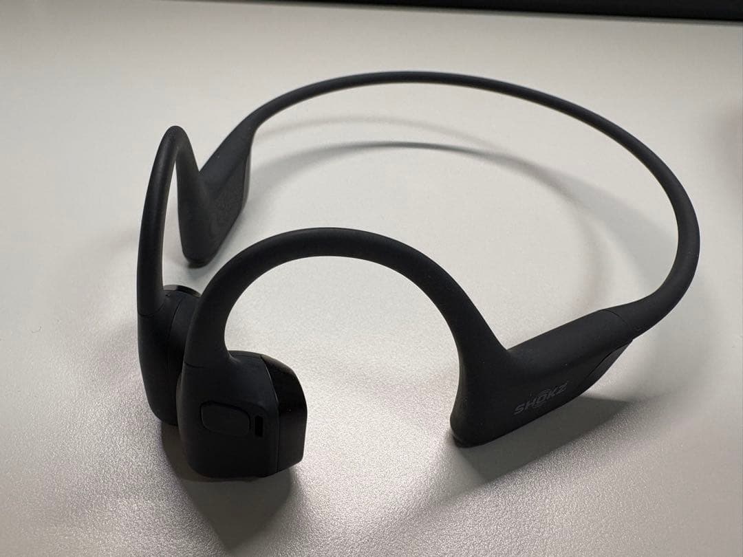 【美品】Shokz OpenRun Pro 2（骨伝導イヤホン）