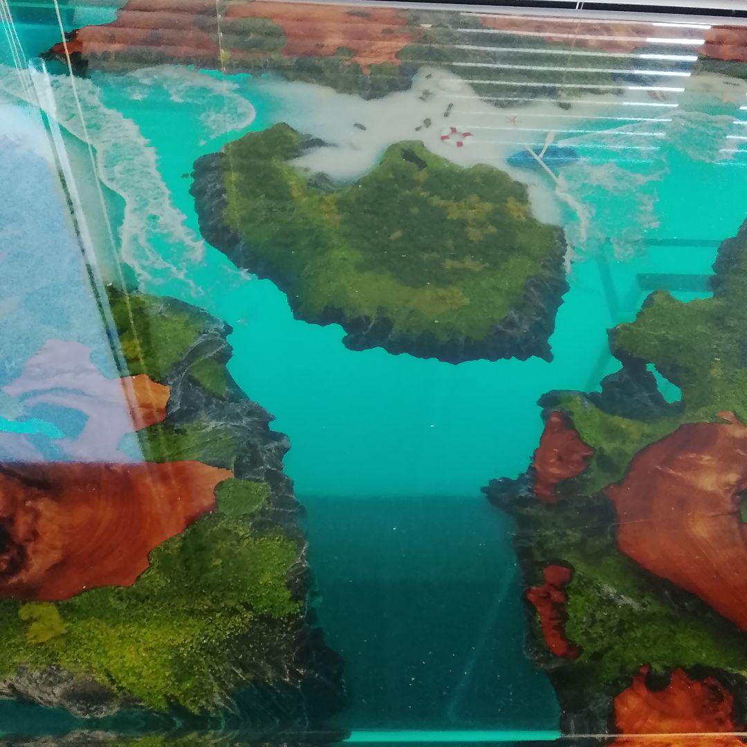 一点物のレジンテーブル一オリジナルデザイン樹脂アート