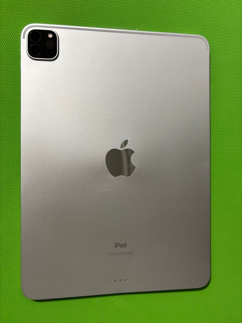 iPad Pro 11インチ　第二世代　シルバー