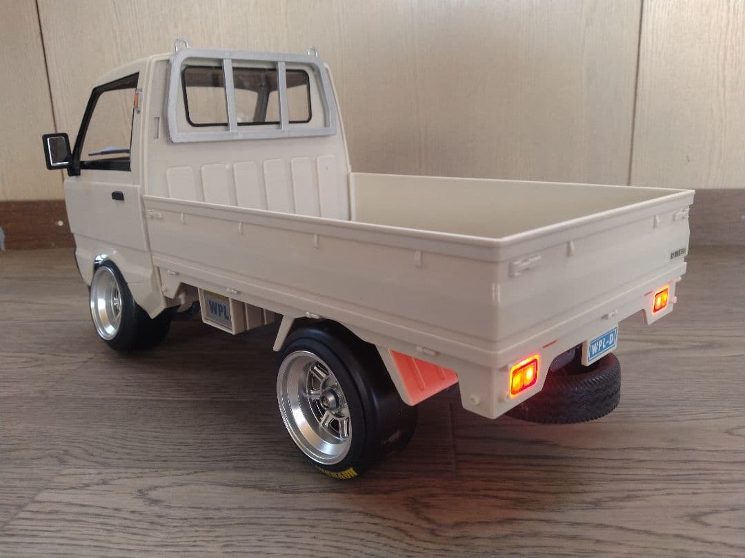 WPLスズキキャリー軽トラドリフトラジコン　RCカー