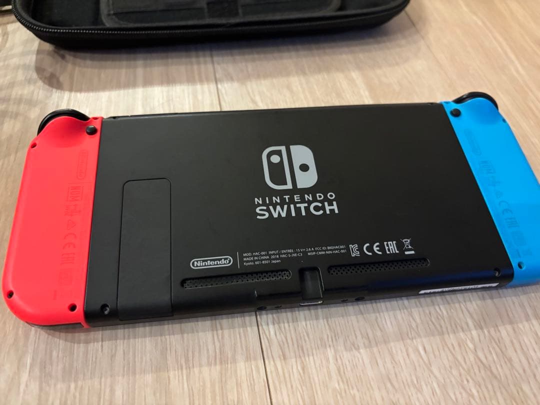 Nintendo Switch 本体 青/赤 Joy-Con・付属品付き
