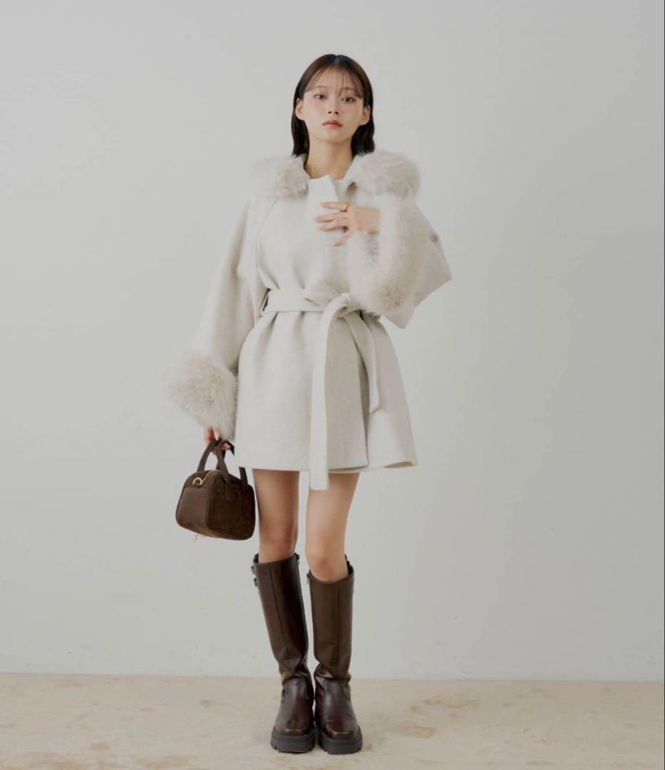 Chico ファー付きフード襟マルチwayケープコート アイボリー F