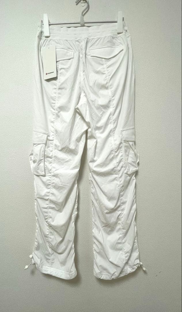 新品　ルルレモン　リラックスフィット ミッドライズカーゴパンツ ホワイト