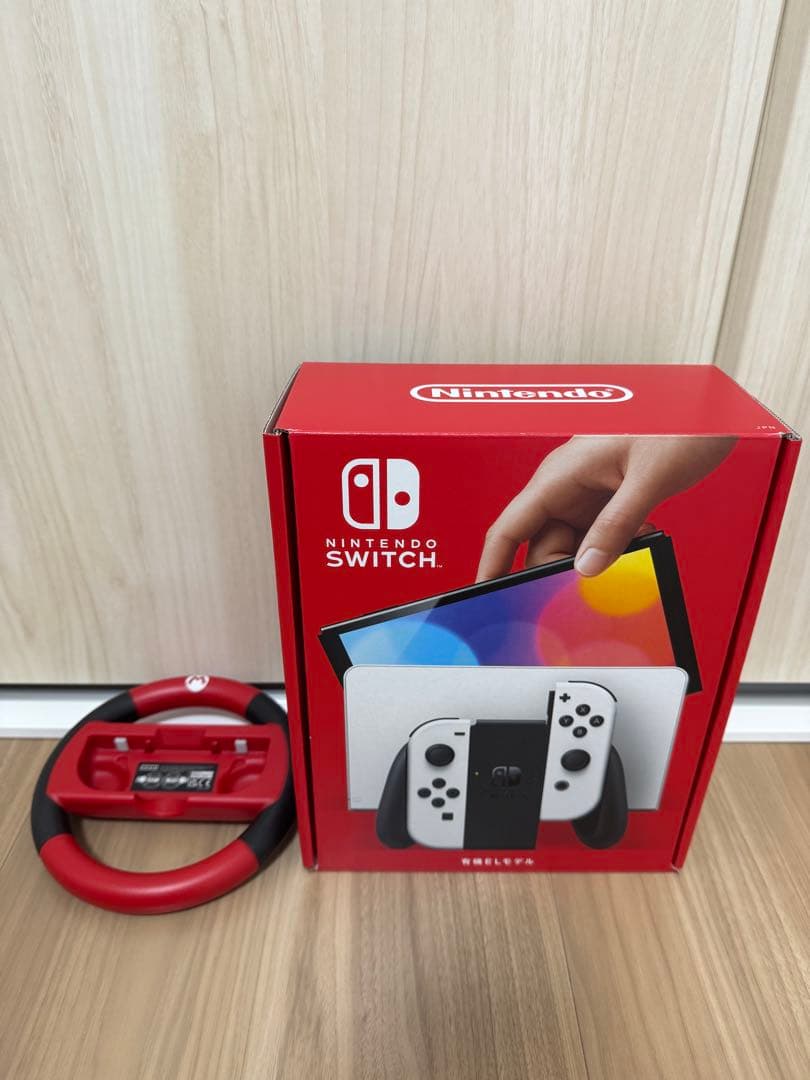 【美品】Nintendo Switch (有機elモデル) ホワイト　おまけ付き