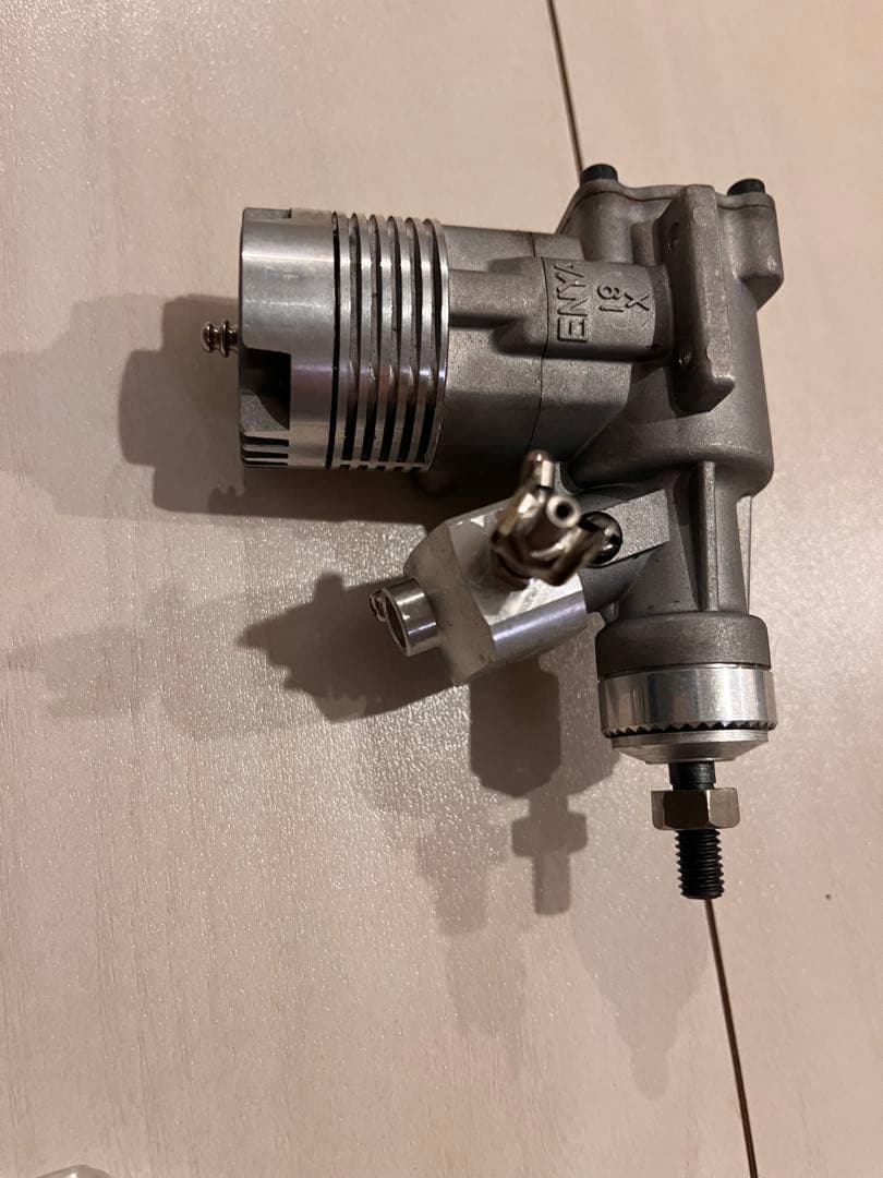 エンヤ　モデルエンジン　19XTV ラジコン