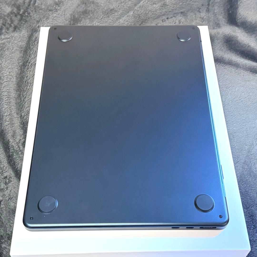 MacBook Air M2 256GB ミッドナイト