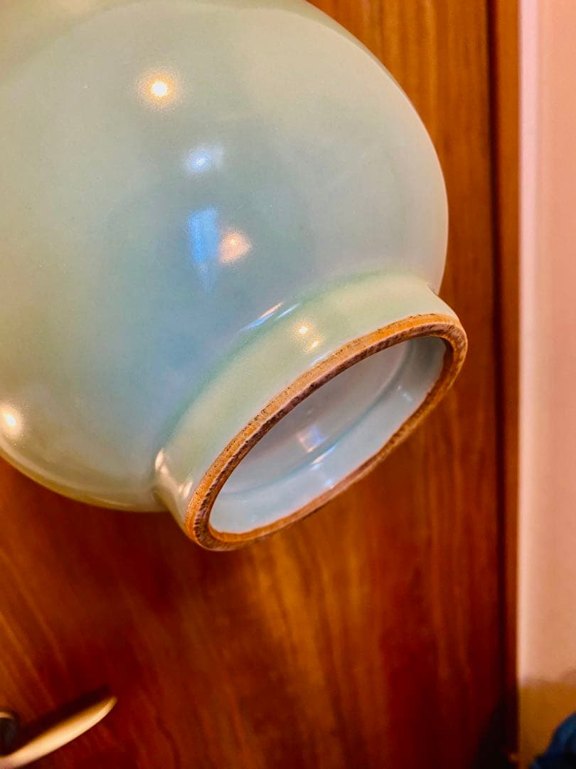 中国明代龍泉窑玉壶春瓶、箱付き、サイズ高さ約31cm径17cm口10cm