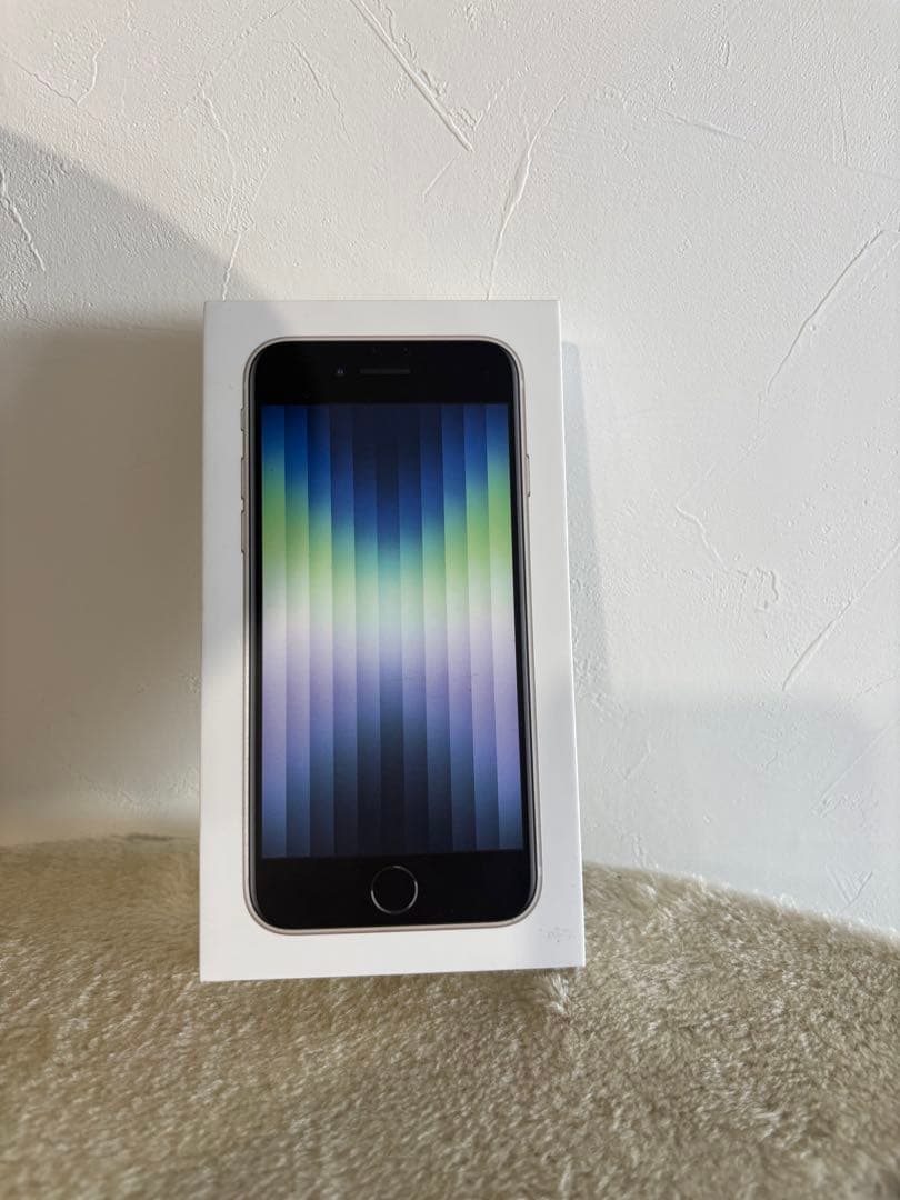 め*い様 かなり値引中Apple iPhone SE 3ホワイト 128GB S
