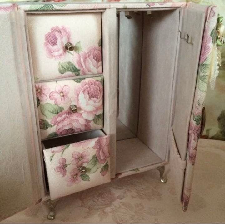 新品☆猫脚クローゼット&カウチソファー型ジュエリーBOX ドールハウス