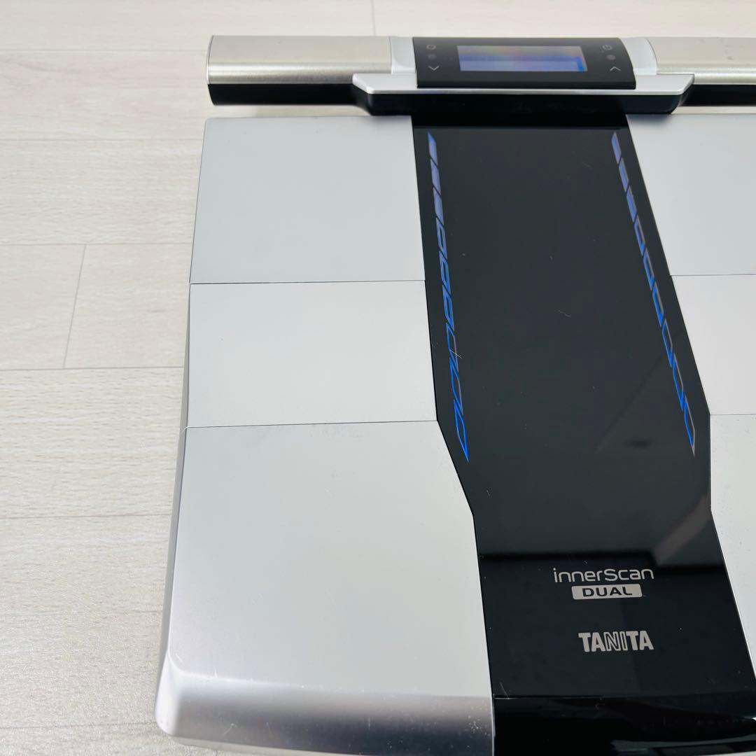 タニタ　RD-801 体重計　インナースキャン　デュアル 体組成計　2020年製