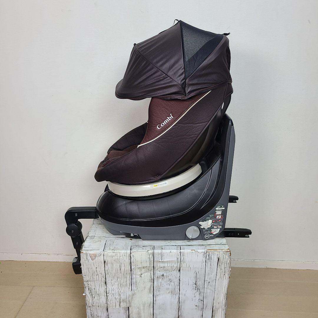 ゆ*様 美品　チャイルドシート　新生児から4才　ジュニアシート　コンビ　ISOF