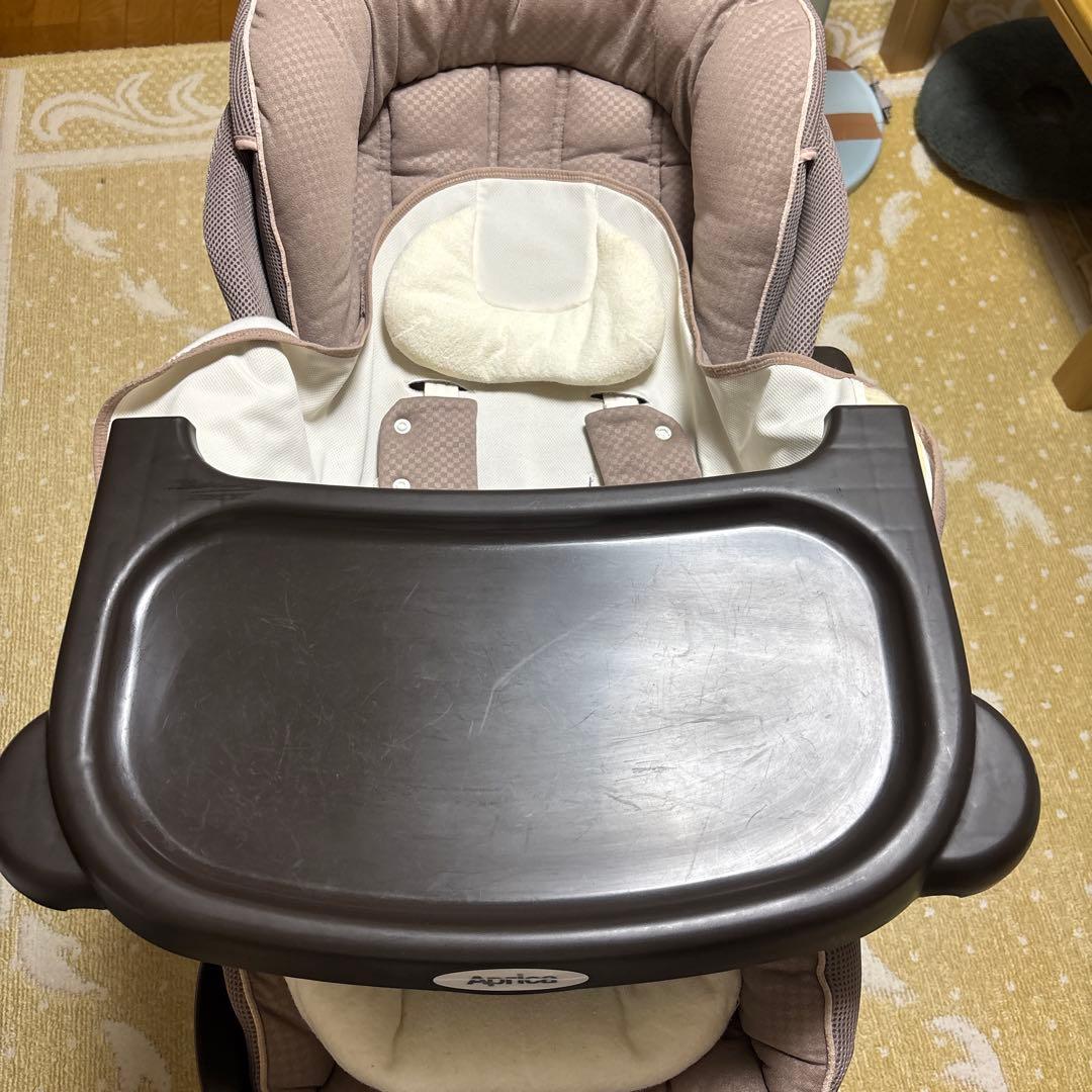 Aprica ユラリズム　オートスイング　電動