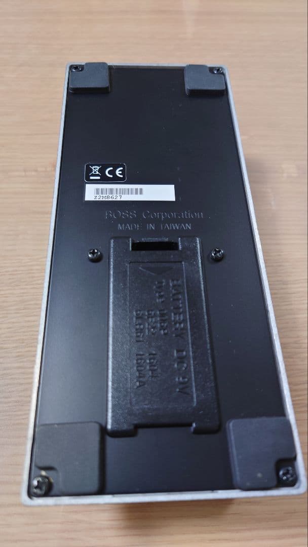 BOSS PW-3 ワウペダル