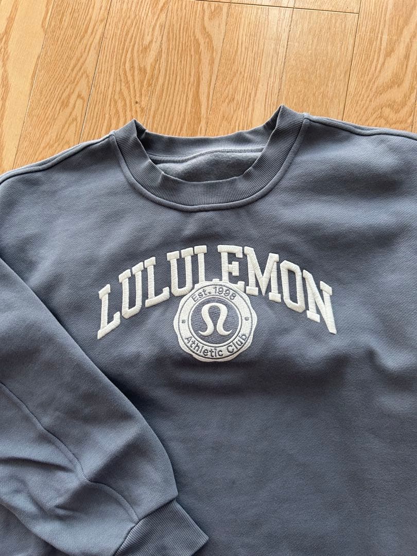 LULULEMON グレー スウェットセット
