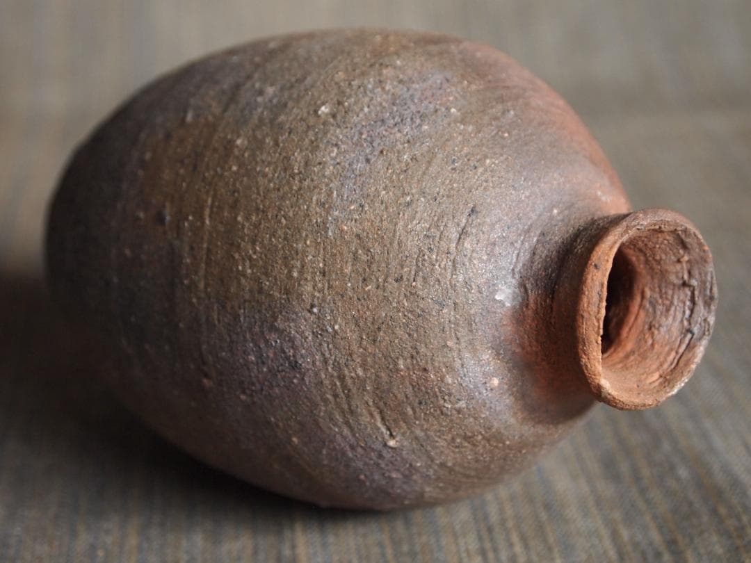 希少作★前嶋　五一郎【義弟：原田拾六】★備前≪窯変≫徳利★共箱