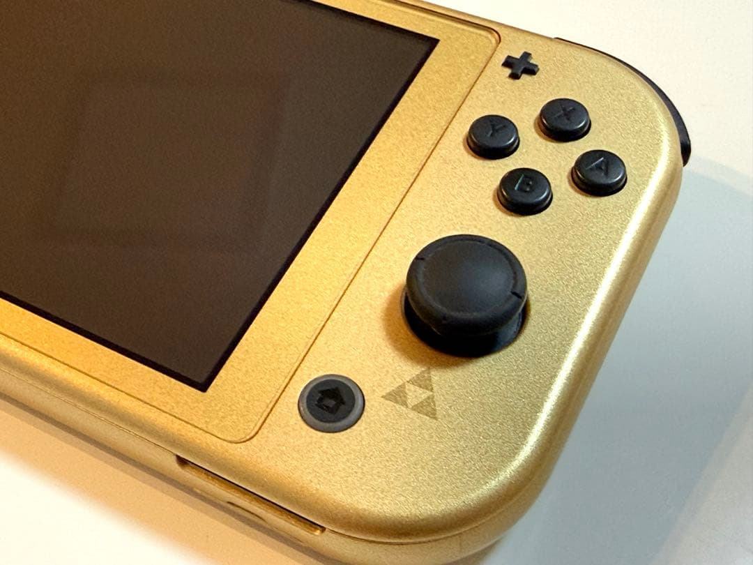 【5000円相当SDカード付】ニンテンドースイッチ ライト ハイラルエディション