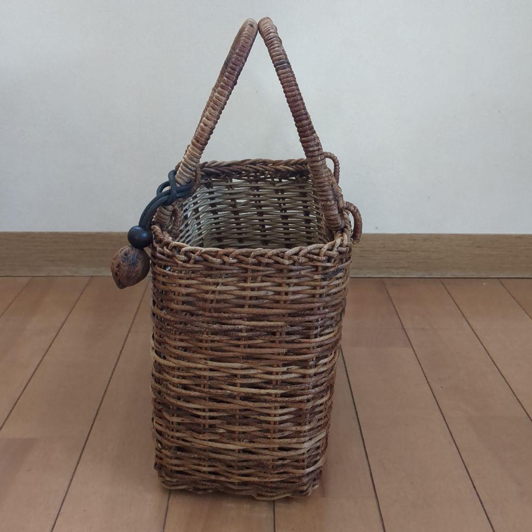 あけびのかご