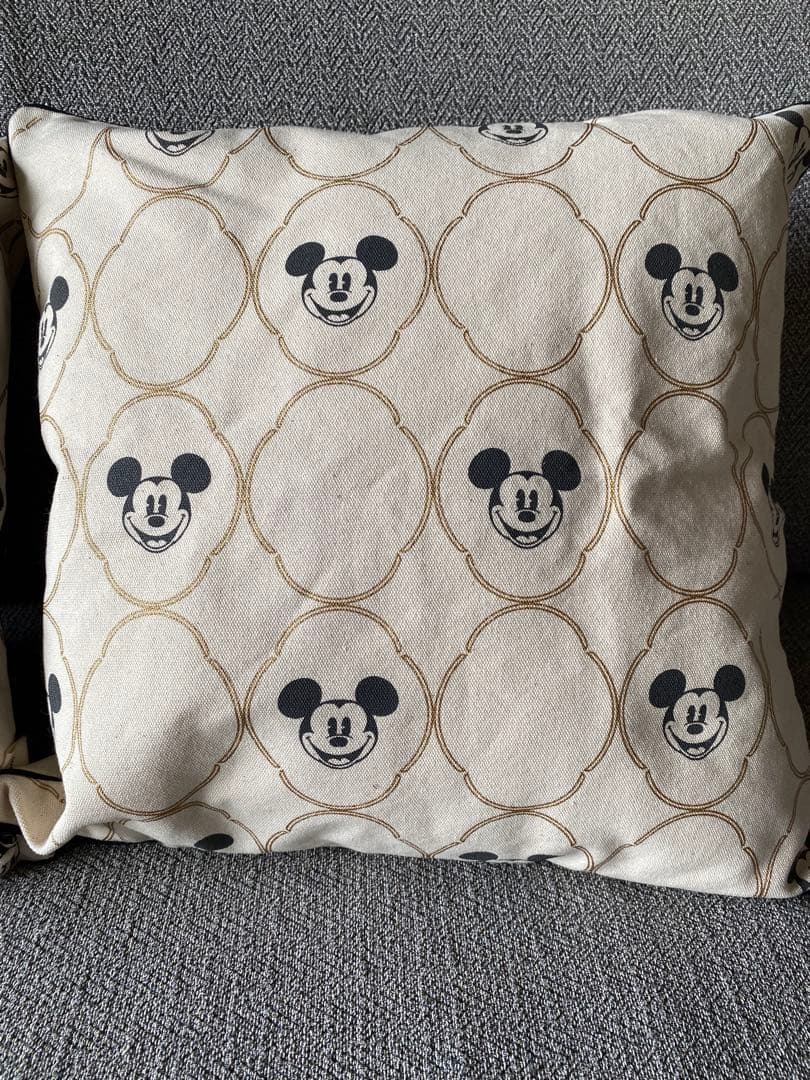 ミッキーマウス クッションカバー 2個セット　限定品