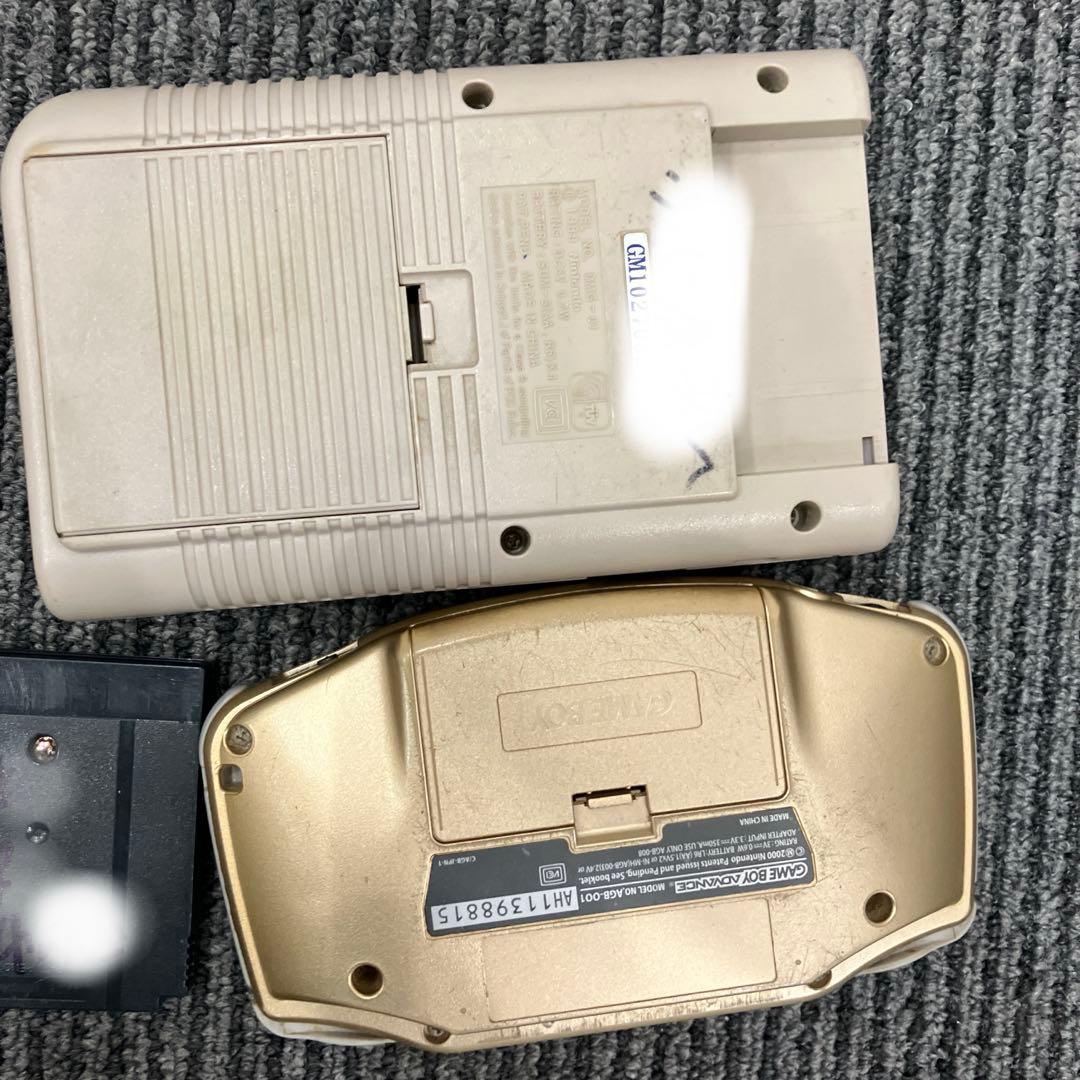 古いゲーム機本体とソフト