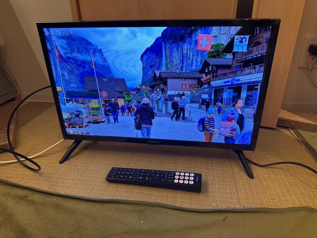 25年極々美品!ハイセンス hisense 24型　スマートテレビ 24YR4A