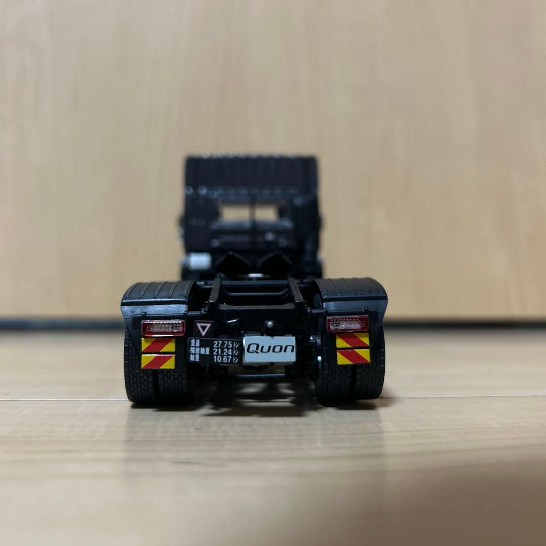 UDトラックス　クオン　トラレーラーヘッド 1/43 非売品　ラスト1個