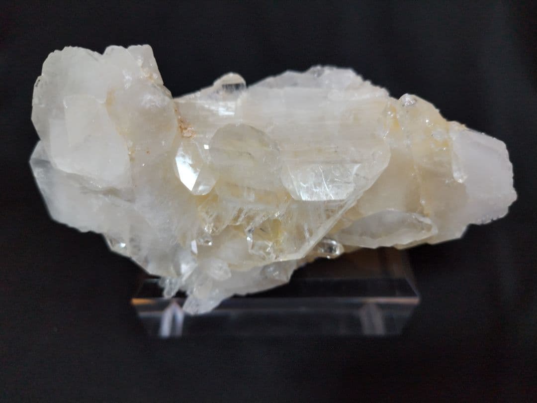 ファーデンクオーツ　Faden Quartz