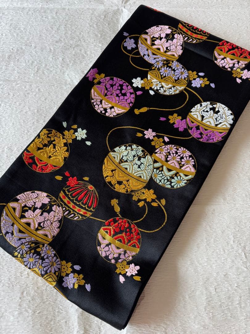 七五三に★正絹四つ身　濃ピンク色に暈し染め　花尽くし　手描き友禅　7歳着物セット