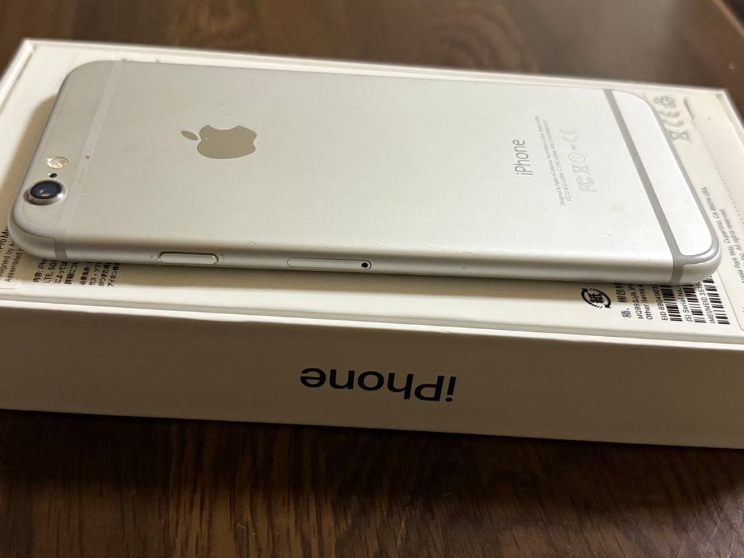 【美品です】バッテリー残99% iPhone6 シルバー 16GB