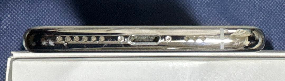 iPhone XS 256G シルバー フィルム、ケース付